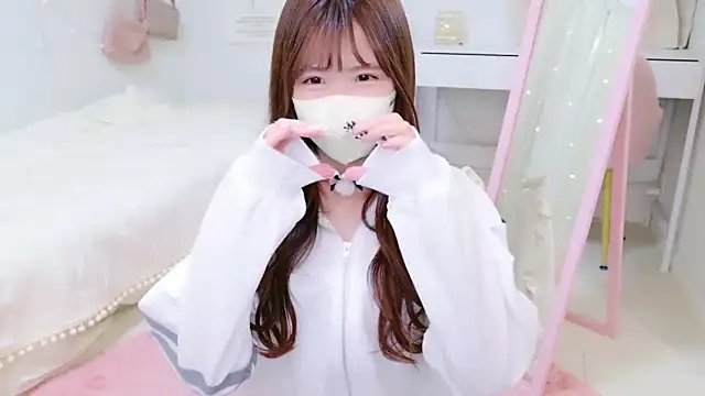 Snapshot of Sayuringo_ chatting on March 9, 2025, 8:07 am Sayuringo online show from March 9, 2025, 8:07 am