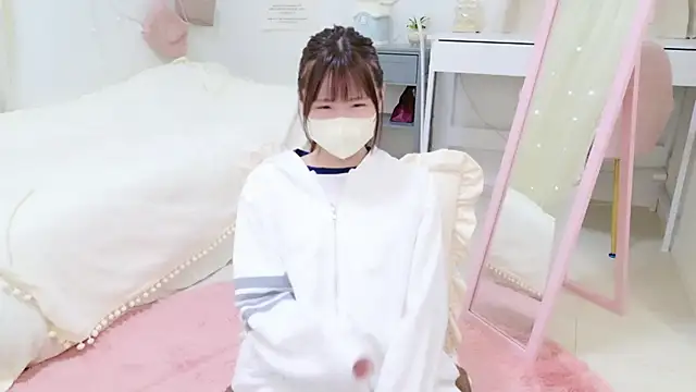 Snapshot of Sayuringo_ chatting on March 22, 2025, 4:14 am Sayuringo online show from March 22, 2025, 4:14 am