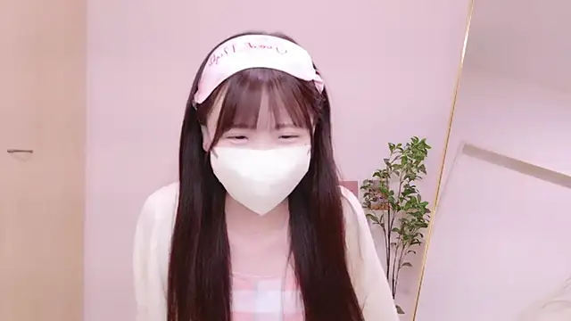 Snapshot of Sayuringo_ chatting on March 16, 2025, 12:11 pm Sayuringo online show from March 16, 2025, 12:11 pm