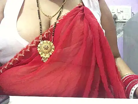 Snapshot of Desi_bhabhiii chatting on March 19, 2025, 6:14 am Desi bhabhiii online show from March 19, 2025, 6:14 am