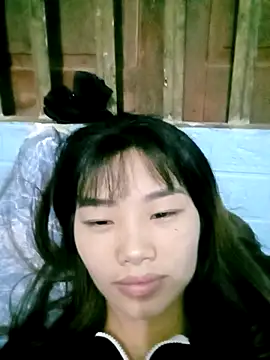 Lonalysexy online show from November 6, 2025, 2:32 pm