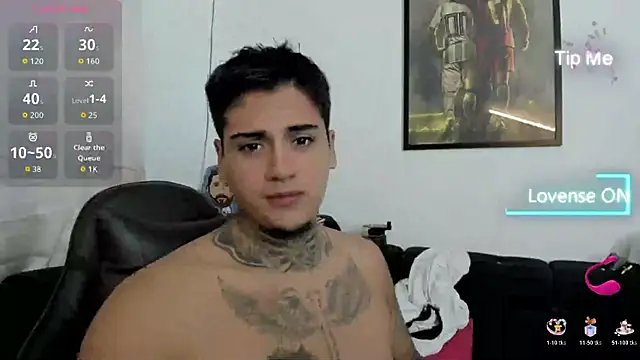 Snapshot of mad_maxxx2 chatting on November 18, 2025, 12:08 pm mad maxxx2 online show from November 18, 2025, 12:08 pm