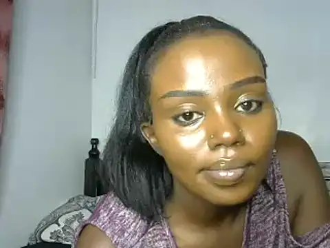 juicyblaqebony online show from March 10, 2025, 7:07 pm