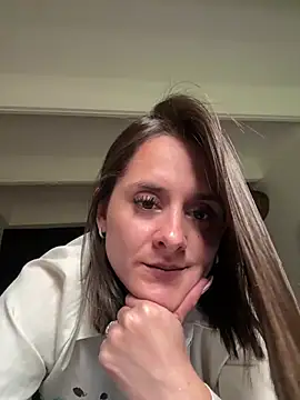 Alice milf  online show from April 5, 2026, 8:59 pm