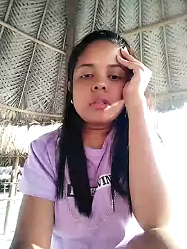 Snapshot of Melikasweetz chatting on February 3, 2025, 10:11 pm Melikasweetz online show from February 3, 2025, 10:11 pm