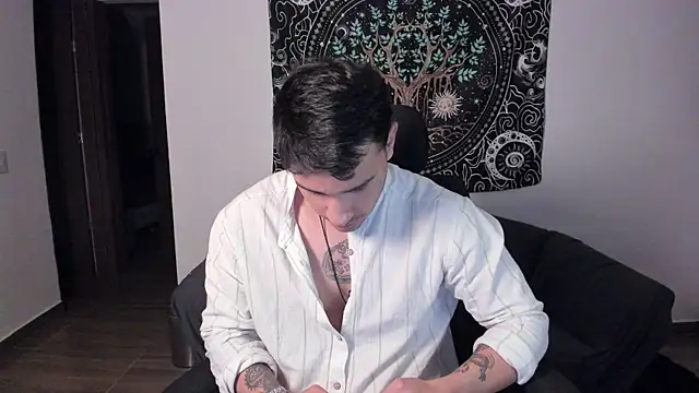 Snapshot of JayMarcos_ chatting on February 1, 2025, 1:55 am JayMarcos online show from February 1, 2025, 1:55 am
