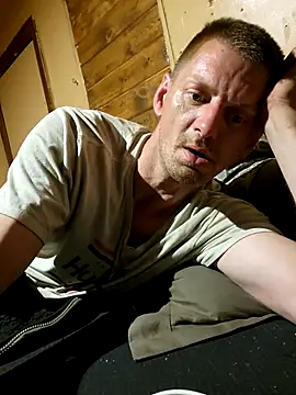 Snapshot of BigDDave6979 chatting on March 6, 2025, 1:48 am BigDDave6979 online show from March 6, 2025, 1:48 am