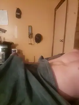 Snapshot of BigDDave6979 chatting on February 21, 2025, 1:11 am BigDDave6979 online show from February 21, 2025, 1:11 am