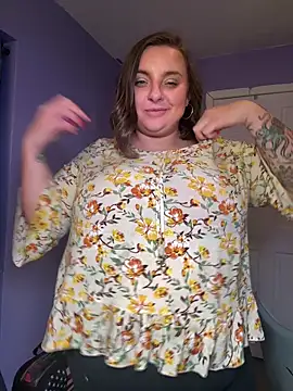 lairarose online show from October 30, 2025, 1:37 am