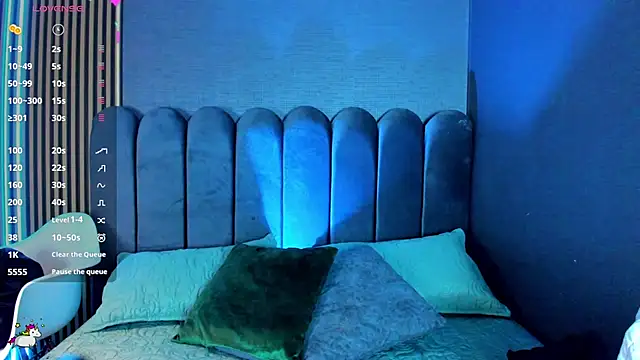 Nicolette ks  online show from December 16, 2025, 3:55 am