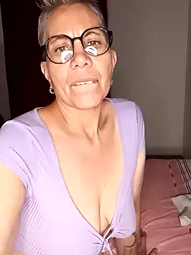 luz bella online show from December 4, 2024, 3:31 am