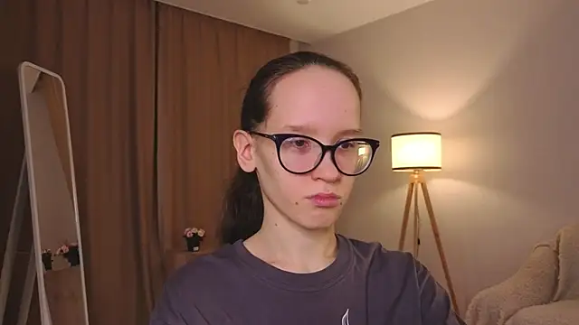 BettyBrowni online show from February 14, 2026, 4:07 pm