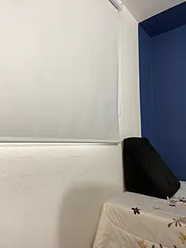 Snapshot of Isakeys_ chatting on January 16, 2026, 7:51 pm Isakeys online show from January 16, 2026, 7:51 pm