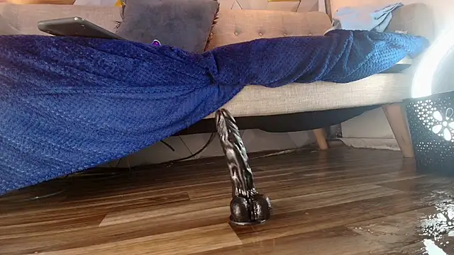 sarah banks1 online show from March 15, 2025, 10:11 pm