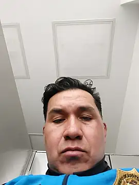 ferchoDC78 online show from February 11, 2026, 9:25 pm