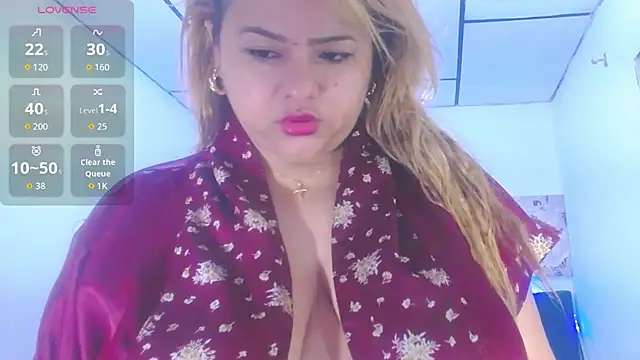 Charlotte mh online show from November 15, 2025, 6:39 am