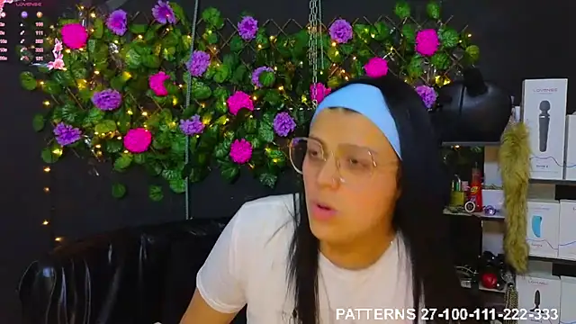 Sweett Mollyy online show from March 30, 2026, 9:49 pm