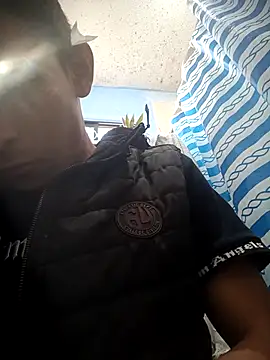 Snapshot of Leonul chatting on November 11, 2025, 9:31 pm Leonul online show from November 11, 2025, 9:31 pm