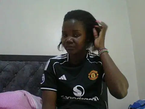 Snapshot of girltotok chatting on November 19, 2025, 7:58 pm girltotok online show from November 19, 2025, 7:58 pm