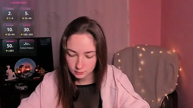 cClandesTina online show from January 24, 2025, 9:26 pm