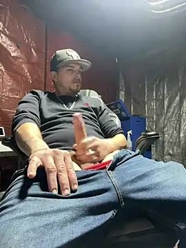 Snapshot of joeycbigcock chatting on February 26, 2025, 4:05 pm joeycbigcock online show from February 26, 2025, 4:05 pm