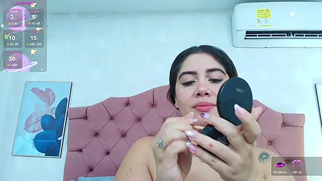 ThyaraJhons online show from November 6, 2025, 11:58 am