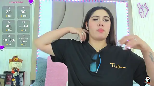 ThyaraJhons online show from October 31, 2025, 12:13 pm