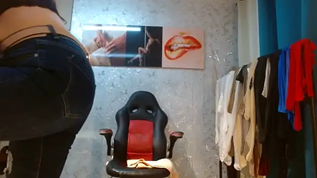 Samantabrown  online show from February 27, 2026, 11:10 am