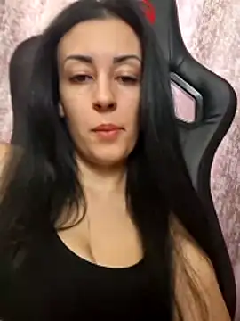 loryyy sexyyy online show from February 25, 2026, 2:28 pm