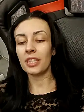 loryyy sexyyy online show from February 4, 2026, 10:38 pm