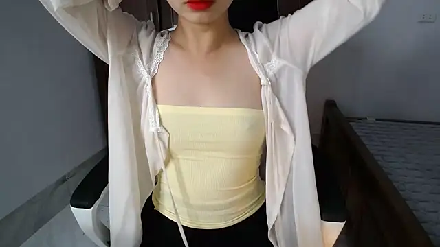 Lunobaby 204 online show from October 30, 2025, 9:55 pm