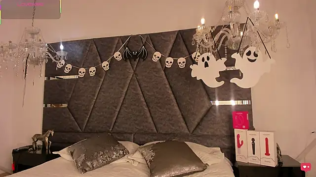 Snapshot of IsabellaGrey19 chatting on October 30, 2025, 7:33 pm IsabellaGrey19 online show from October 30, 2025, 7:33 pm