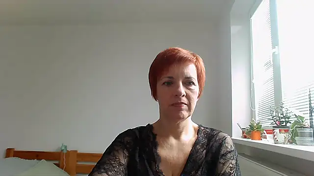 Snapshot of LoraLoraMay chatting on October 14, 2025, 8:37 am LoraLoraMay online show from October 14, 2025, 8:37 am