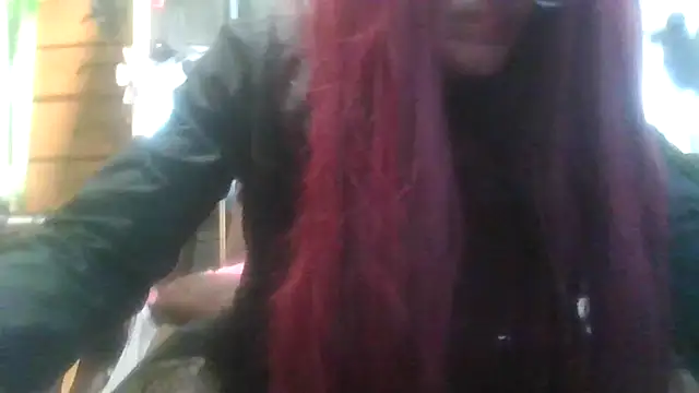 SassyCrystal77 online show from March 29, 2026, 10:06 am