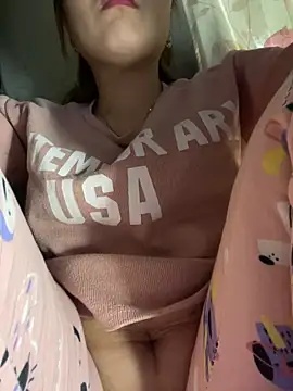 Milk Mom99 online show from March 2, 2025, 10:23 pm