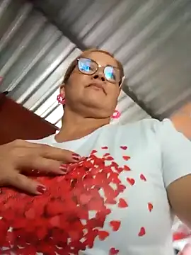 natally ross21 online show from November 20, 2025, 2:40 pm