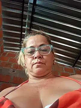 Snapshot of natally_ross21 chatting on September 13, 2025, 10:10 pm natally ross21 online show from September 13, 2025, 10:10 pm