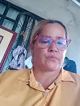 Snapshot of natally_ross21 chatting on February 11, 2025, 7:38 pm natally ross21 online show from February 11, 2025, 7:38 pm