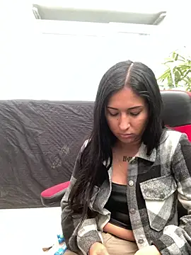 Snapshot of luna_asss chatting on February 25, 2025, 1:32 pm luna asss online show from February 25, 2025, 1:32 pm