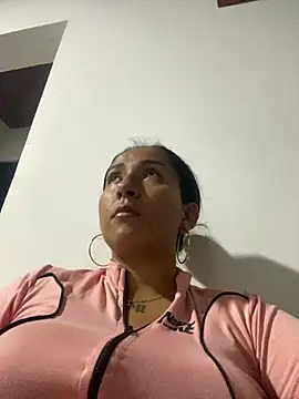 Snapshot of luna_asss chatting on July 17, 2026, 2:53 am luna asss online show from July 17, 2026, 2:53 am