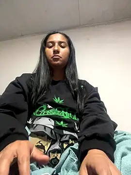 luna asss online show from November 11, 2025, 5:52 pm