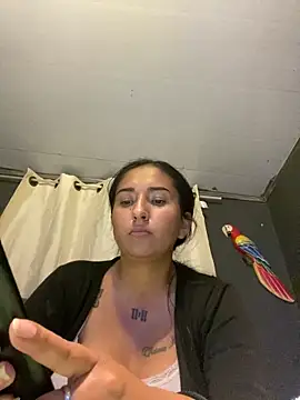 Snapshot of luna_asss chatting on June 29, 2026, 2:29 am luna asss online show from June 29, 2026, 2:29 am