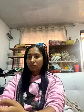 luna asss online show from November 6, 2025, 6:56 pm