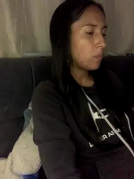 Snapshot of luna_asss chatting on September 23, 2025, 2:18 am luna asss online show from September 23, 2025, 2:18 am