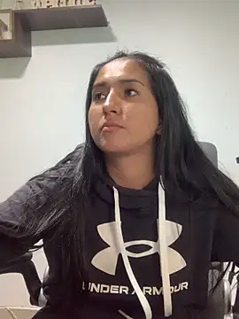 Snapshot of luna_asss chatting on February 17, 2025, 4:50 pm luna asss online show from February 17, 2025, 4:50 pm