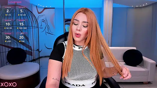 SamanthaKlein  online show from October 5, 2025, 3:41 am