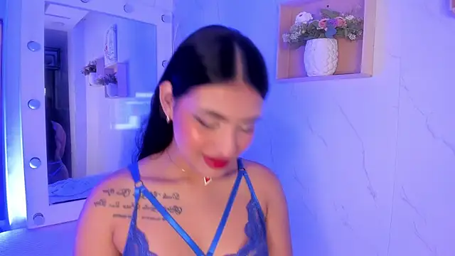 sabrinahimss online show from November 21, 2025, 3:16 am