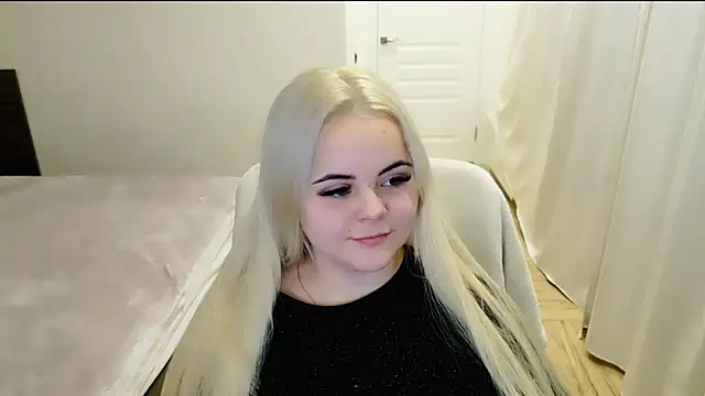 Snapshot of lovely-eyes chatting on February 22, 2025, 3:12 am lovely-eyes online show from February 22, 2025, 3:12 am