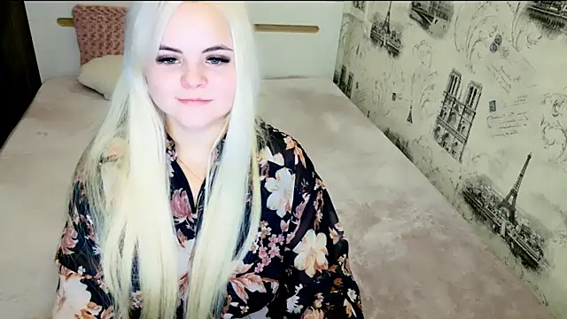 Snapshot of lovely-eyes chatting on November 4, 2025, 7:39 pm lovely-eyes online show from November 4, 2025, 7:39 pm