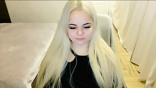 Snapshot of lovely-eyes chatting on February 23, 2025, 10:20 pm lovely-eyes online show from February 23, 2025, 10:20 pm